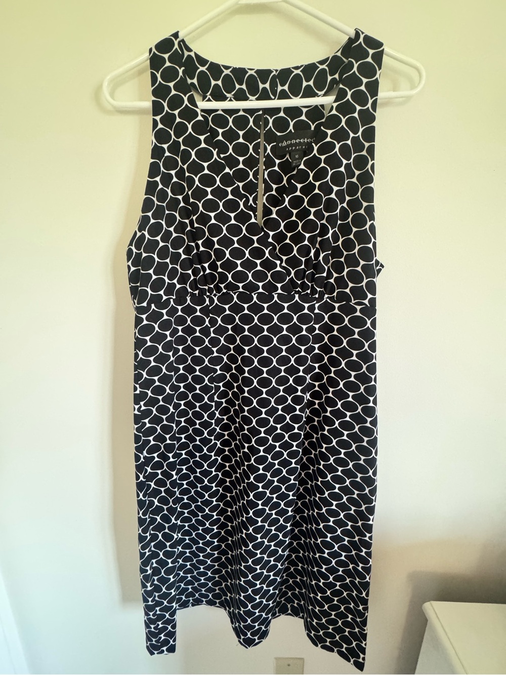 connected apparel Black and White Geometric Dress